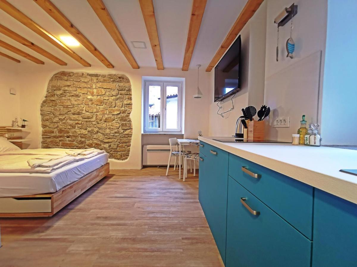 Ribiska Hisa - Old Piran Fisherman'S House Екстериор снимка